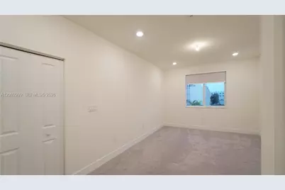 10270 NW 66th St #104, Doral, FL 33178 - Photo 20