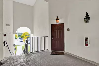 10620 NW 88th St #207, Doral, FL 33178 - Photo 2