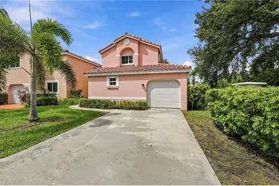1301 SE 5th Ct, Dania Beach, FL 33004 - Photo 1