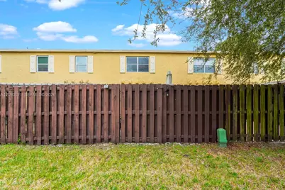 10729 La Placida Dr #3-4, Coral Springs, FL 33065 - Photo 30