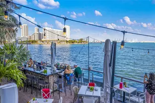 1155 Brickell Bay Dr, Miami, FL 33131 - Photo 32