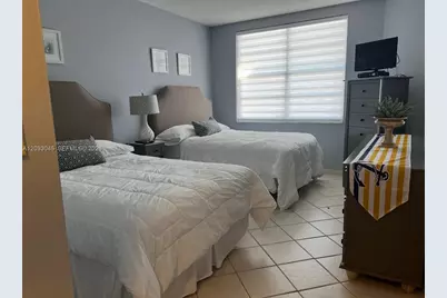 1985 S Ocean Dr #17M, Hallandale Beach, FL 33009 - Photo 10