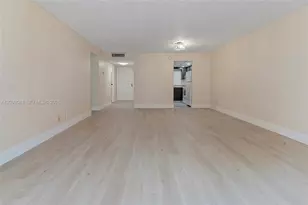 6001 N Falls Cir Dr, Lauderhill, FL 33319 - Photo 16