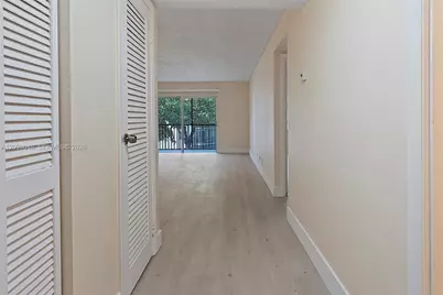 6001 N Falls Cir Dr #309, Lauderhill, FL 33319 - Photo 4