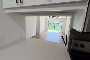11477 NW 39th Ct, Coral Springs, FL 33065 - Photo 6
