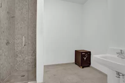 88 SW 7th St #4011, Miami, FL 33130 - Photo 28