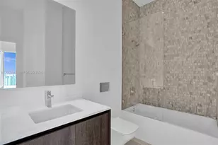 88 SW 7th St, Miami, FL 33130 - Photo 24