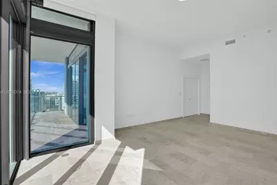 88 SW 7th St #4011, Miami, FL 33130 - Photo 10