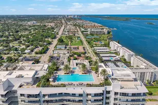 220 Lake Shore Dr, West Palm Beach, FL 33403 - Photo 20