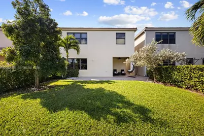 697 NE 193rd Ter, Miami, FL 33179 - Photo 28