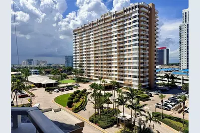 1965 S Ocean Dr #18C, Hallandale Beach, FL 33009 - Photo 1