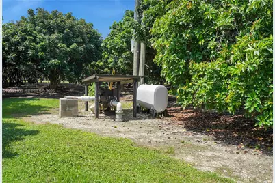 33300 SW 202nd Ave, Homestead, FL 33034 - Photo 22