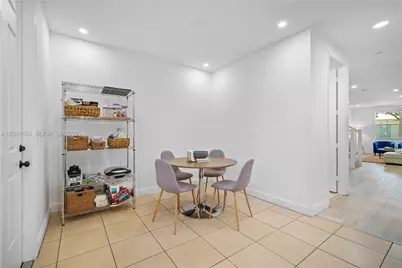 317 SW 13th Ter #317, Fort Lauderdale, FL 33312 - Photo 10