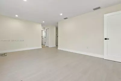 18814 NW 46th Ave, Miami Gardens, FL 33055 - Photo 14