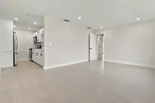 18814 NW 46th Ave, Miami Gardens, FL 33055 - Photo 2