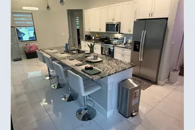 2772 38th Ave SE, Naples, FL 34117 - Photo 4