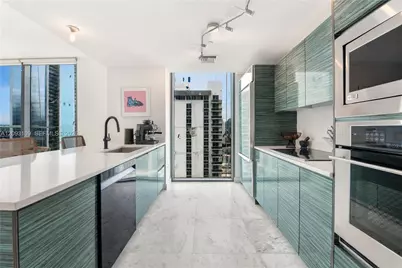 460 NE 28th St #3308, Miami, FL 33137 - Photo 10
