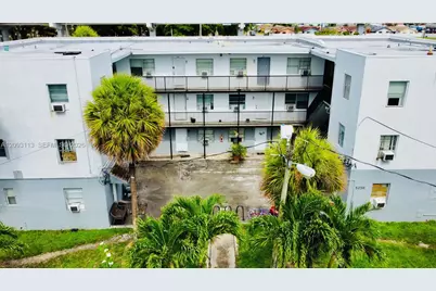 5200 NW 26th Ave #16, Miami, FL 33142 - Photo 8
