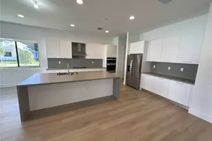 5796 SW 104th Terrace, Cooper City, FL 33328 - Photo 10