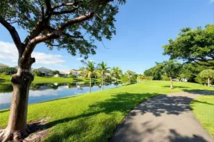 4400 Hillcrest Dr, Hollywood, FL 33021 - Photo 46