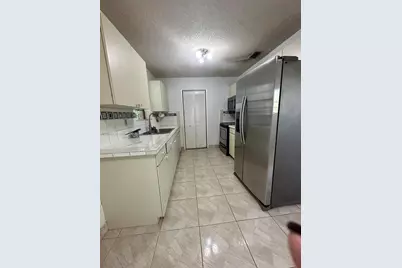 11610 SW 181st St, Miami, FL 33157 - Photo 4