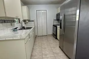 11610 SW 181st St, Miami, FL 33157 - Photo 4