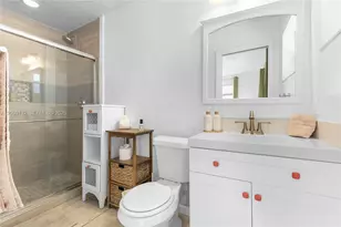 809 SE 14th Dr, Deerfield Beach, FL 33441 - Photo 20