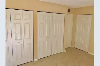 17121 N Bay Rd #720, Sunny Isles Beach, FL 33160 - Photo 12