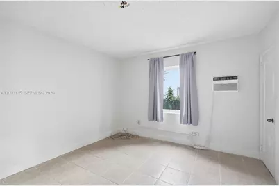 135 SW 27th Rd, Miami, FL 33129 - Photo 18