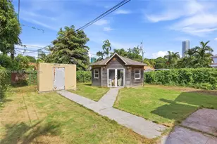 135 SW 27th Rd, Miami, FL 33129 - Photo 26