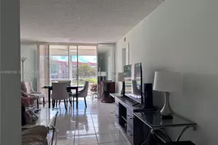9900 Sunrise Lakes Blvd, Sunrise, FL 33322 - Photo 6