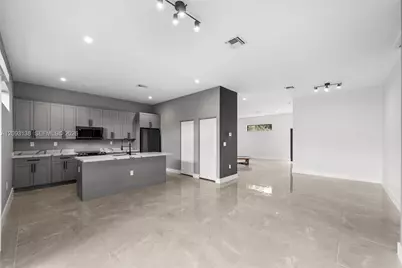 808 NW 5th Ter, Hallandale Beach, FL 33009 - Photo 14