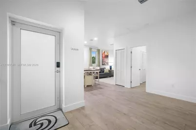836 NW 33rd Ave, Miami, FL 33125 - Photo 32