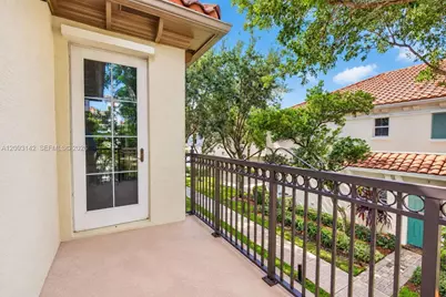 4182 Cascada Cir, Cooper City, FL 33024 - Photo 10
