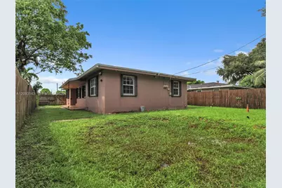 401 SW 4th Ter, Hallandale Beach, FL 33009 - Photo 26
