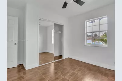 401 SW 4th Ter, Hallandale Beach, FL 33009 - Photo 14