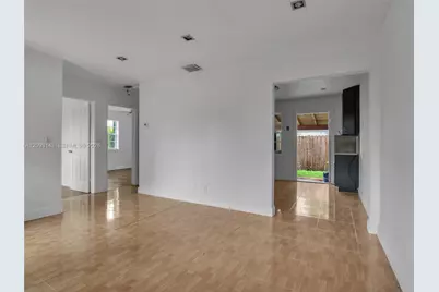 401 SW 4th Ter, Hallandale Beach, FL 33009 - Photo 10