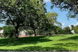 14847 SW 104th St, Miami, FL 33196 - Photo 2