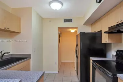 313 Villa Cir #313, Boynton Beach, FL 33435 - Photo 10