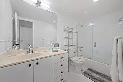 19370 Collins Ave #708, Sunny Isles Beach, FL 33160 - Photo 14