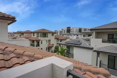 4539 NW 83rd Pkwy, Doral, FL 33166 - Photo 30