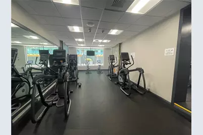 1750 N Bayshore Dr #2810, Miami, FL 33132 - Photo 44