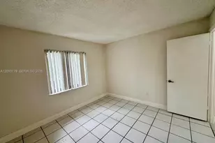 4756 SW 136th Pl, Miami, FL 33175 - Photo 10