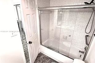 403 NW 68th Ave, Plantation, FL 33317 - Photo 8