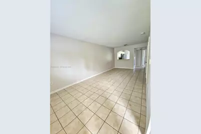 3398 NE 9th Dr #102, Homestead, FL 33033 - Photo 2