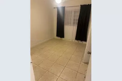 1020 SW 5th St #4, Miami, FL 33130 - Photo 4