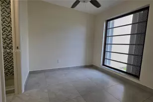 19362 SW 103rd Ct, Cutler Bay, FL 33157 - Photo 16