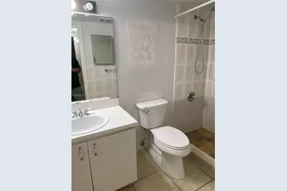 666 W 81st St #127, Hialeah, FL 33014 - Photo 8