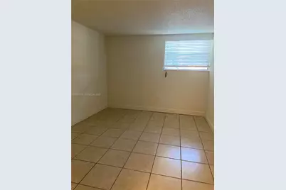 666 W 81st St #127, Hialeah, FL 33014 - Photo 6