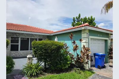 820 SW 49th Ter, Margate, FL 33068 - Photo 2